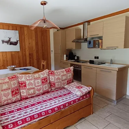 De La Chamoissiere Apartment